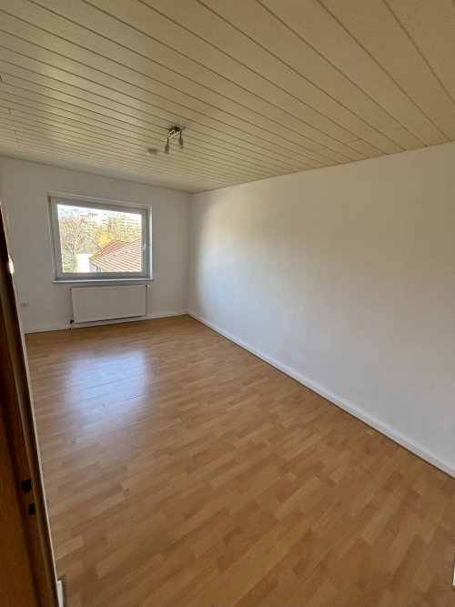 2. Schlafzimmer
